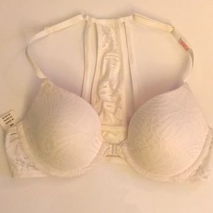 Pink Victoria’s Secret lightly line bra